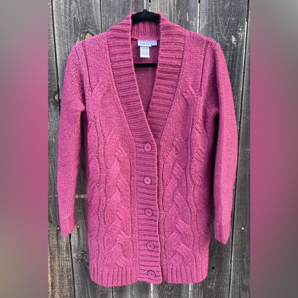 BFA Classics Women’s Pink Button Up Cardigan
Size M